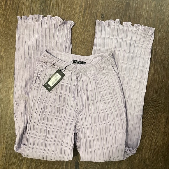 NWT Nasty Gal Textured Lilac Pants - Picture 2 of 2